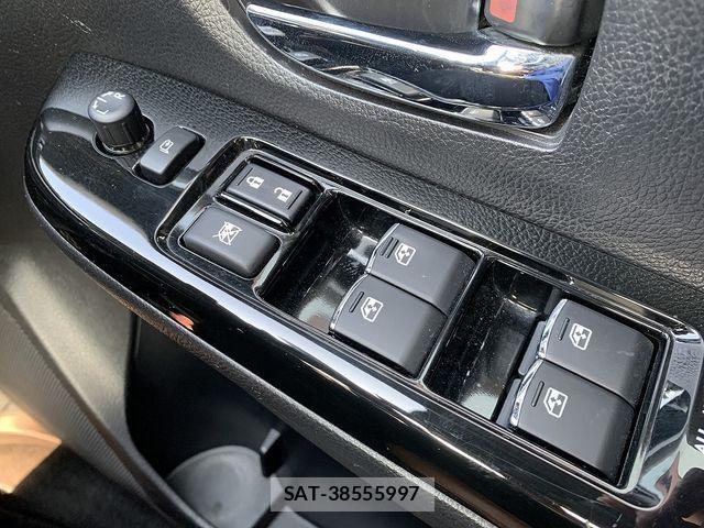 Subaru WRX S4 2016-03 2681563-13