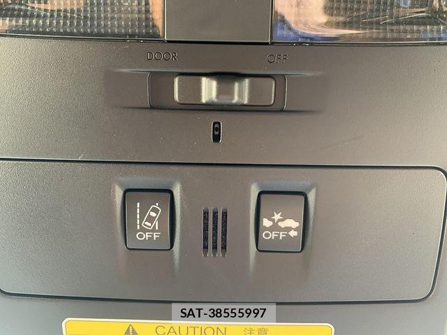 Subaru WRX S4 2016-03 2681563-15