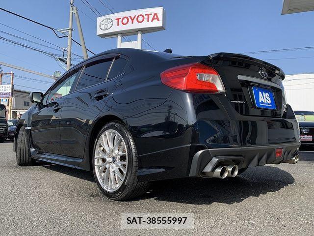 Subaru WRX S4 2016-03 2681563-1