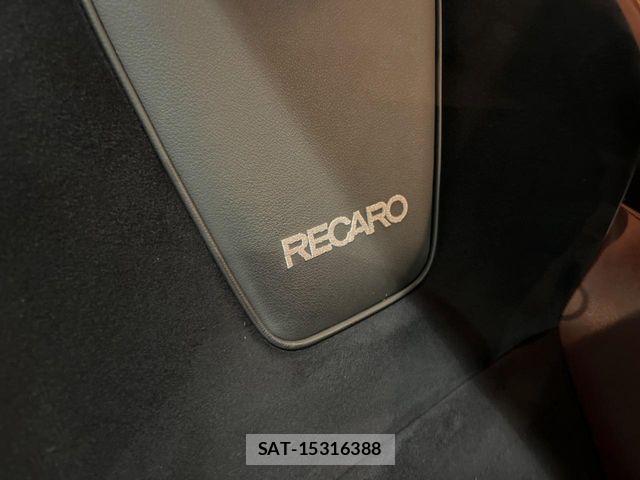 Subaru WRX S4 2019-02 4373669-2