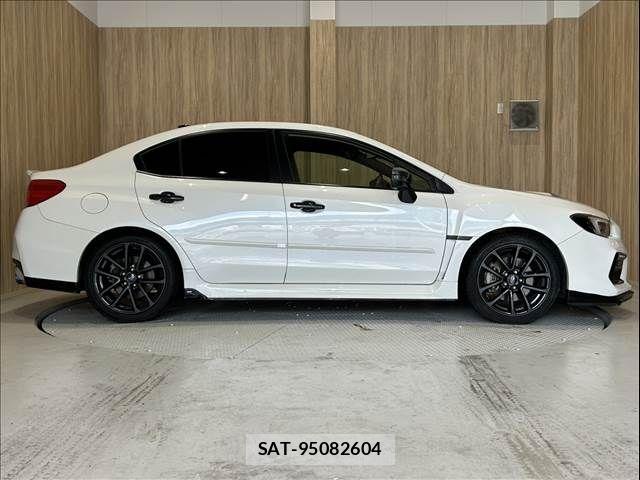 Subaru WRX S4 2017-08 4995988-18
