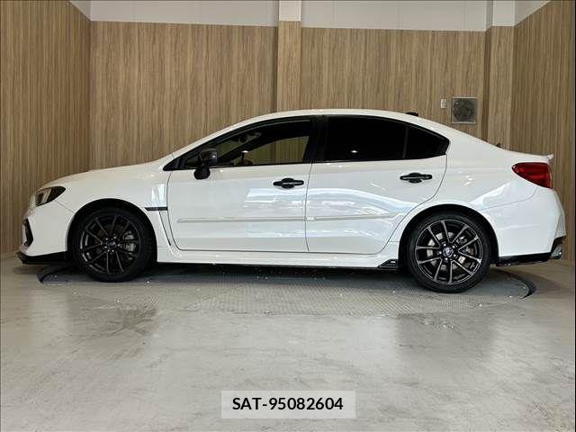 Subaru WRX S4 2017-08 4995988-22