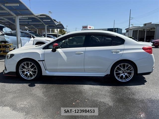 Subaru WRX S4 2017-01 6135986-9