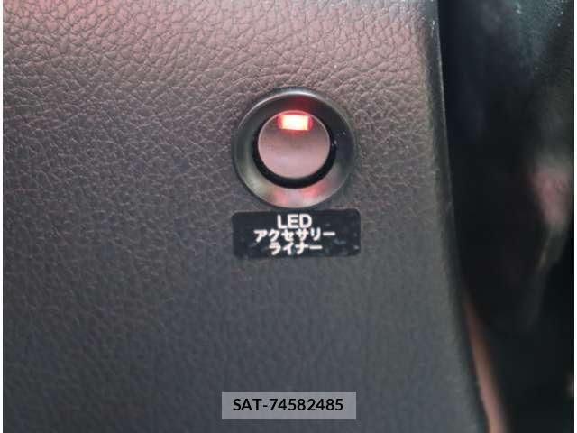 Subaru WRX S4 2016-06 6505159-29