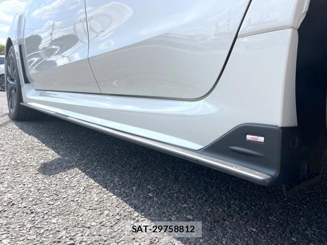 Subaru WRX S4 2018-10 6615841-2