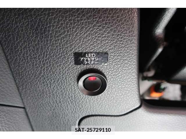 Subaru WRX S4 2016-03 6615843-18