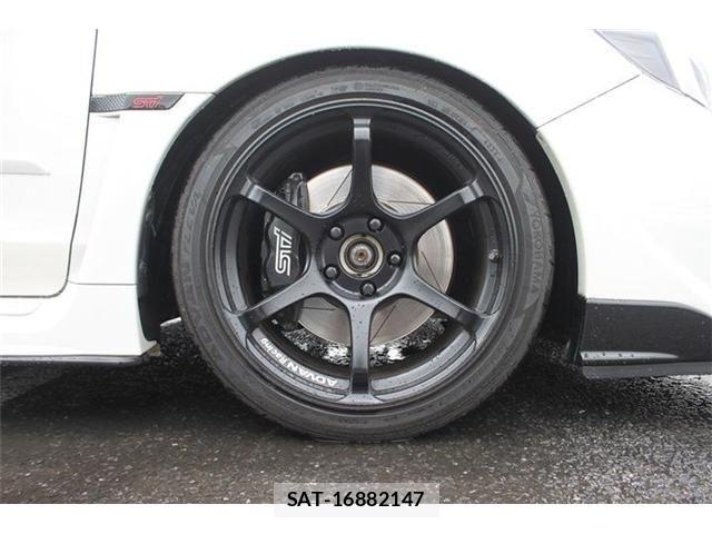 Subaru WRX S4 2017-01 6642912-9