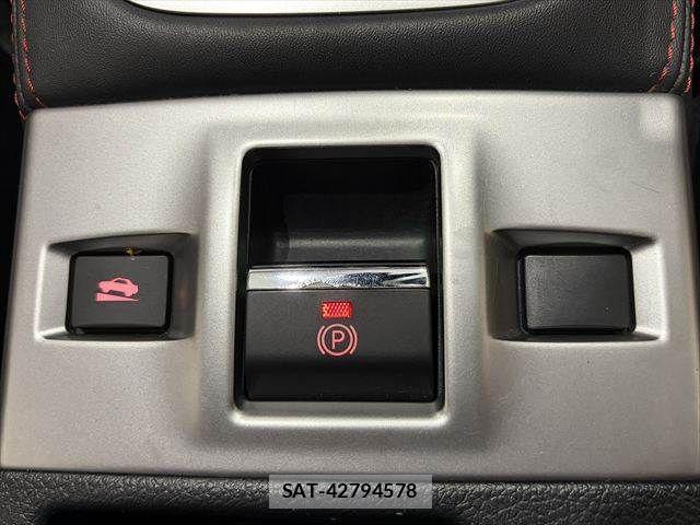 Subaru WRX S4 2017-02 6682977-8