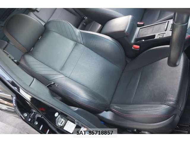 Subaru WRX S4 2018-10 6818126-15