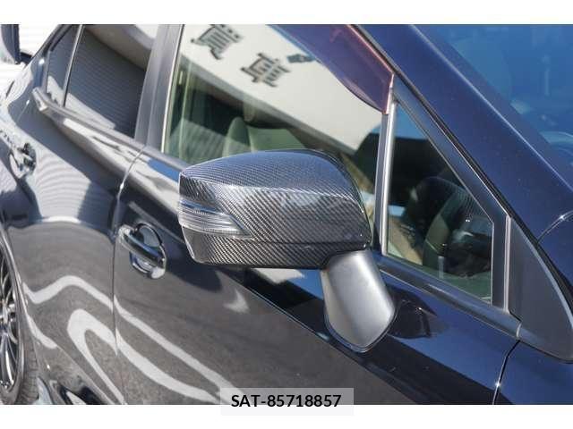 Subaru WRX S4 2018-10 6818126-25