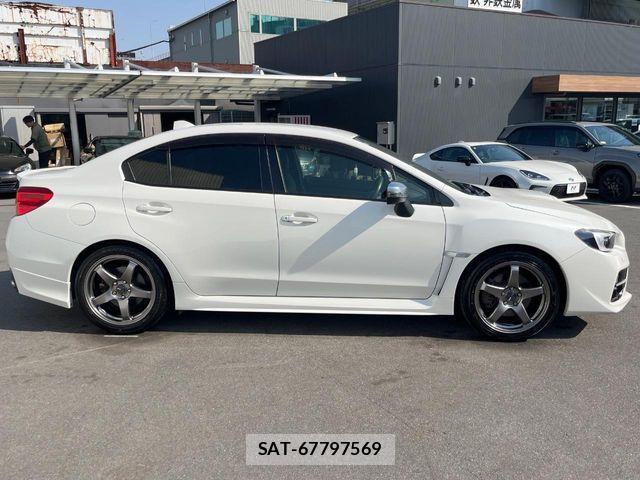 Subaru WRX S4 2016-09 7061489-18