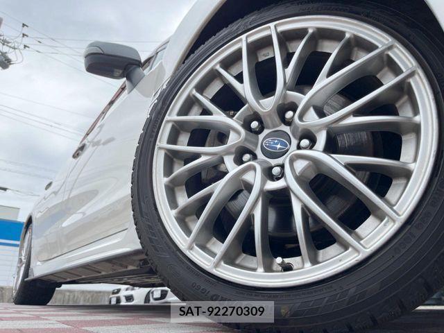 Subaru WRX S4 2018-07 7227491-11