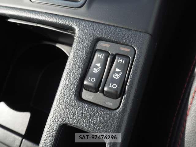Subaru WRX S4 2018-01 7227487-17