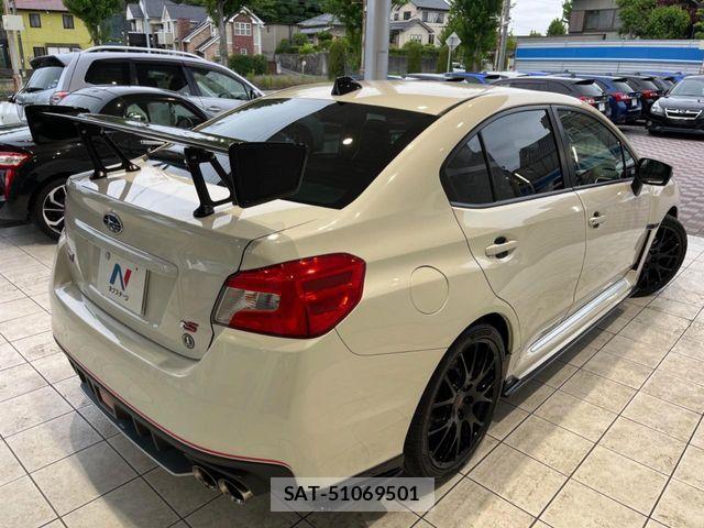 Subaru WRX S4 2017-06 7360577-16