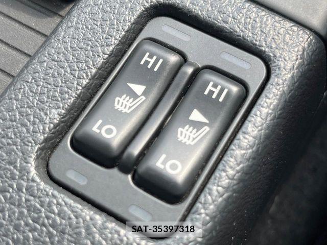 Subaru WRX S4 2019-03 7458994-8