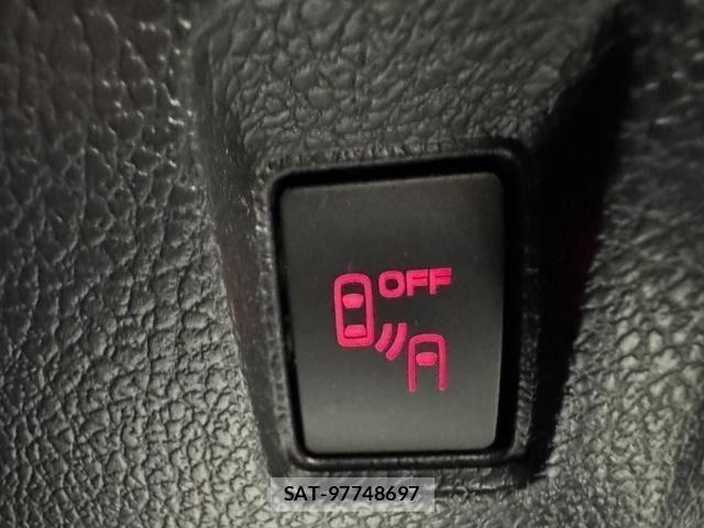 Subaru WRX S4 2017-08 7503954-22