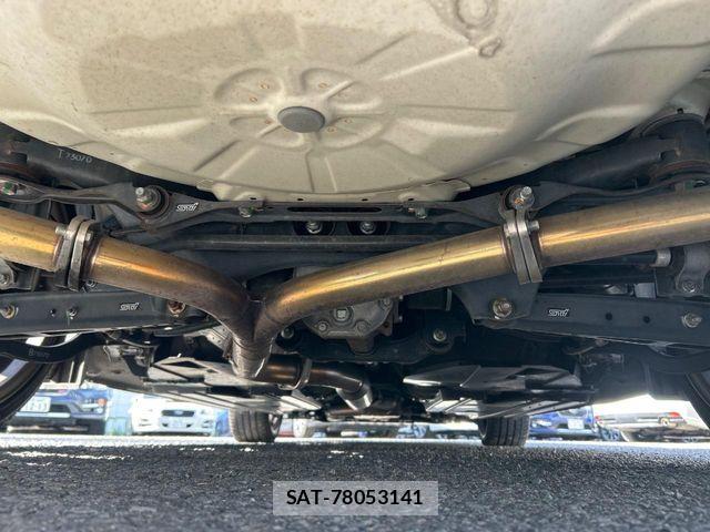 Subaru WRX S4 2017-03 7621498-19