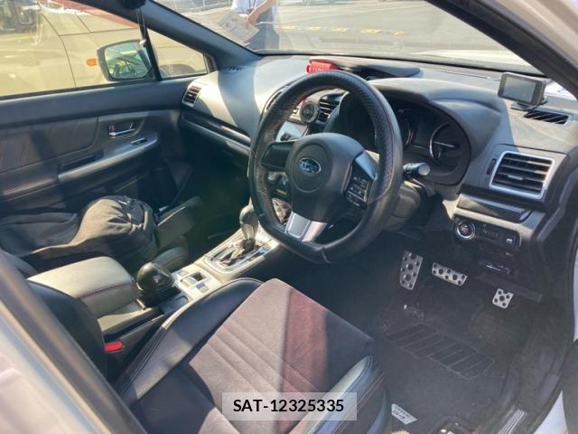 Subaru WRX S4 2014-09 7621504-9