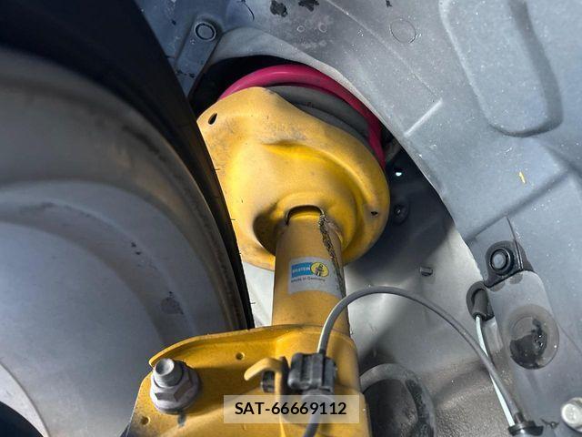 Subaru WRX S4 2018-10 7621499-19