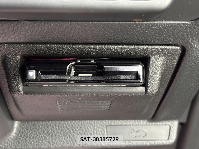 Subaru WRX S4 2017-10 7903675-24