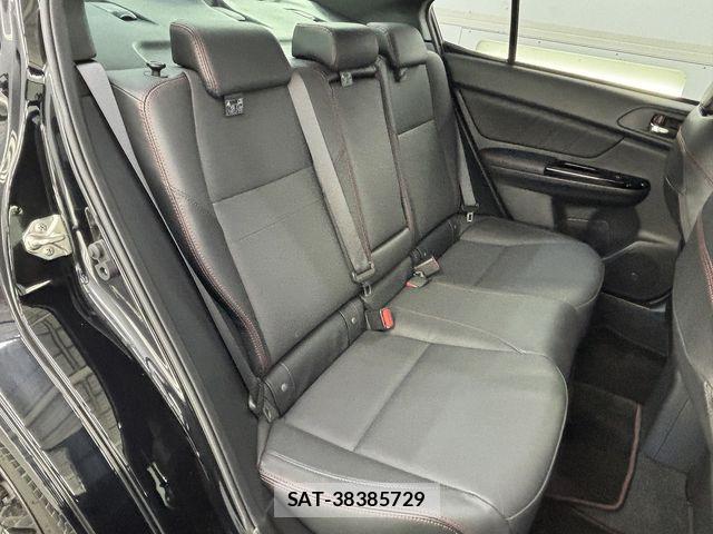 Subaru WRX S4 2017-10 7903675-8