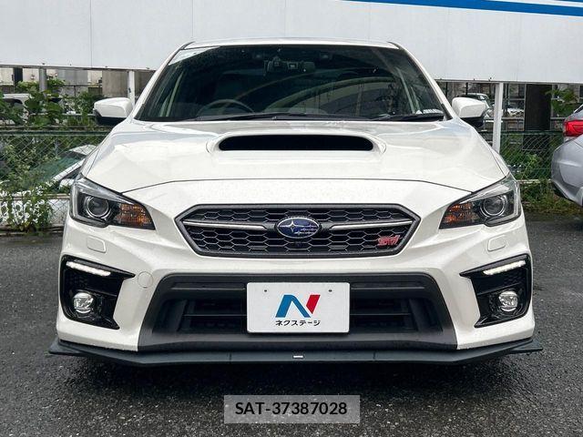Subaru WRX S4 2017-09 7981636-16