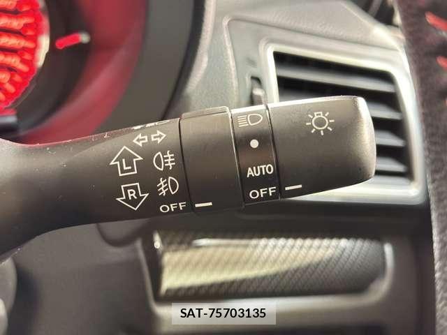 Subaru WRX S4 2017-02 8133127-11