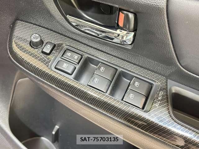 Subaru WRX S4 2017-02 8133127-16