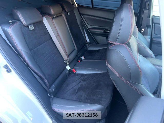 Subaru WRX S4 2017-09 8211125-12
