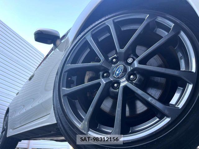 Subaru WRX S4 2017-09 8211125-15