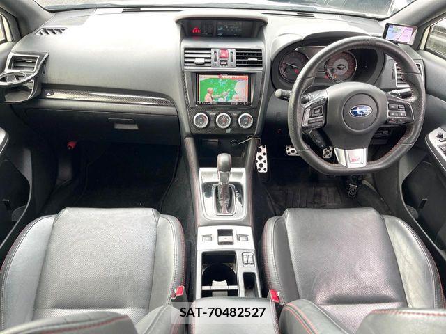 Subaru WRX S4 2015-08 8211120-1
