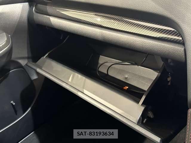 Subaru WRX S4 2014-11 8211122-28