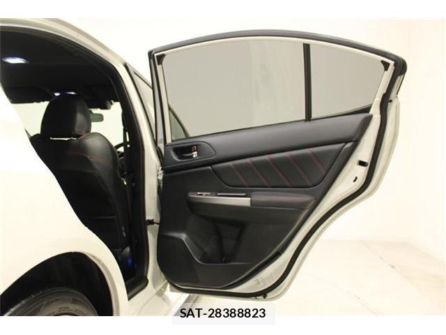 Subaru WRX S4 2015-04 8211124-27