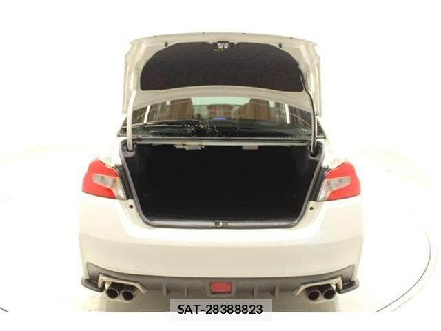Subaru WRX S4 2015-04 8211124-28