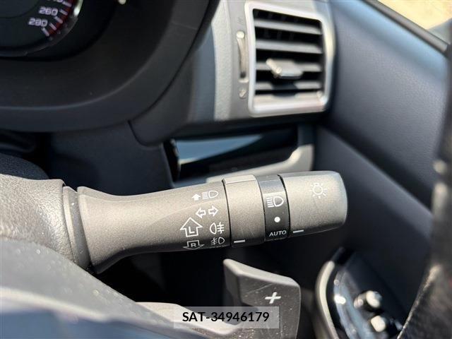 Subaru WRX S4 2018-07 8211118-20