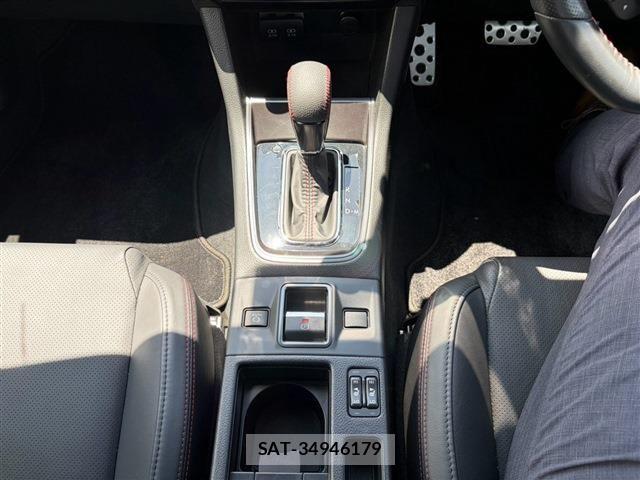 Subaru WRX S4 2018-07 8211118-25