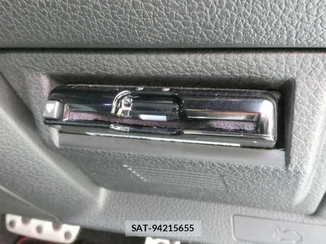 Subaru WRX S4 2017-06 8318242-5