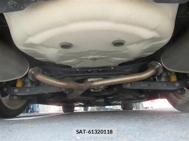 Subaru WRX S4 2017-08 8318244-16