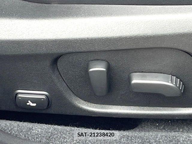 Subaru WRX S4 2017-11 8338595-5
