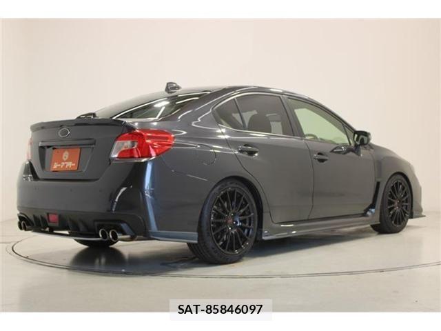 Subaru WRX S4 2018-07 8338598-12