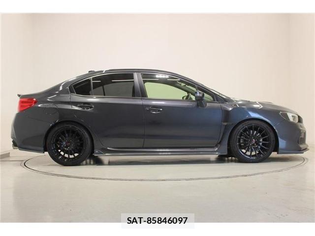 Subaru WRX S4 2018-07 8338598-13