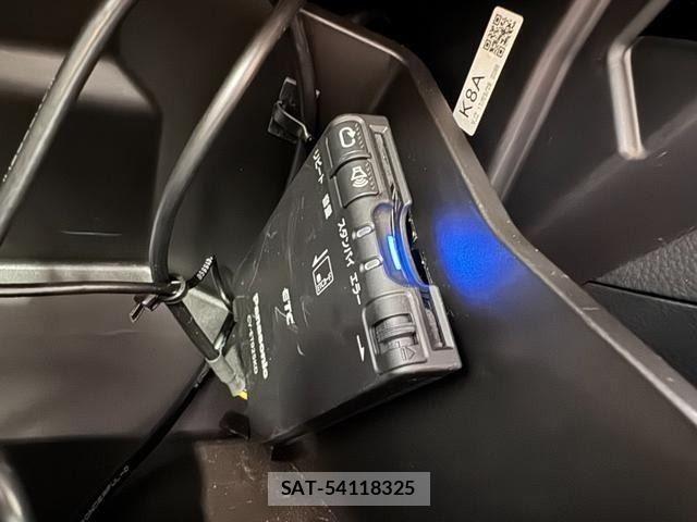 Subaru WRX S4 2017-03 8355930-24