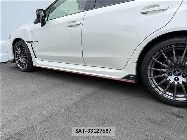 Subaru WRX S4 2018-10 8416009-16