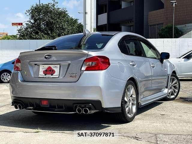 Subaru WRX S4 2015-02 8564179-2