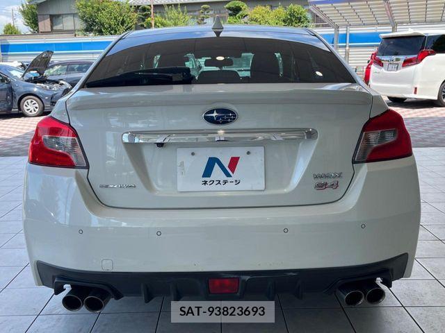 Subaru WRX S4 2017-10 8564180-15
