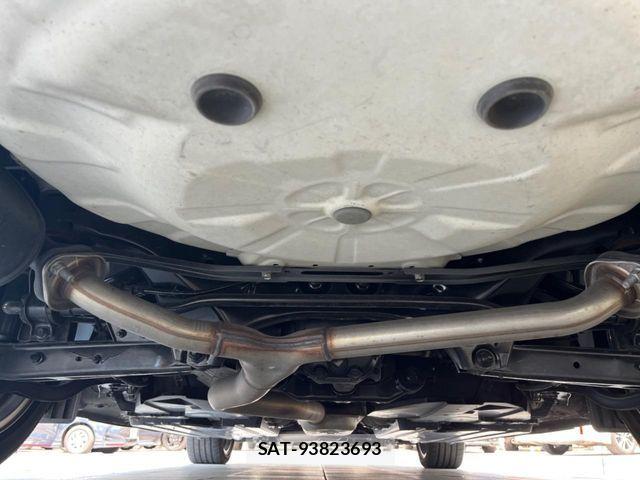 Subaru WRX S4 2017-10 8564180-19