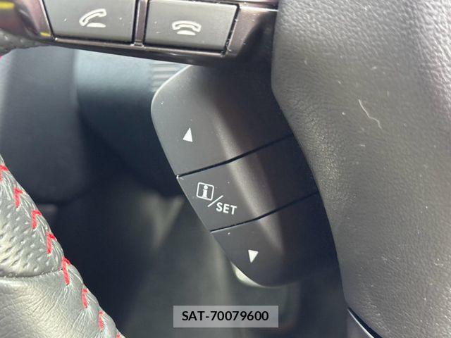 Subaru WRX S4 2017-09 8746995-15