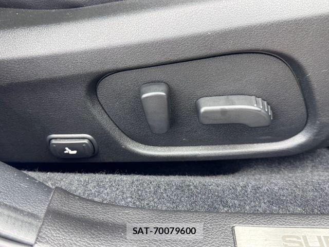 Subaru WRX S4 2017-09 8746995-27