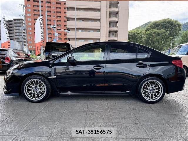 Subaru WRX S4 2016-03 8832626-11