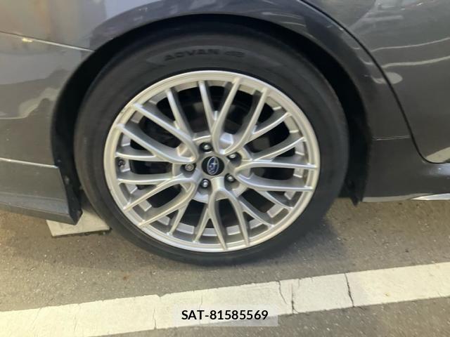 Subaru WRX S4 2017-03 8851159-6